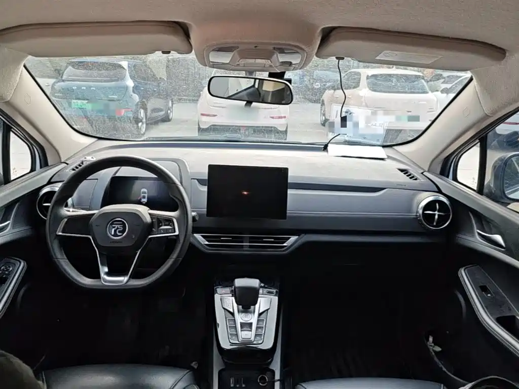 BYD Yuan New Energy 2019 EV535 Smart Connected Trend Leader Type фото 10