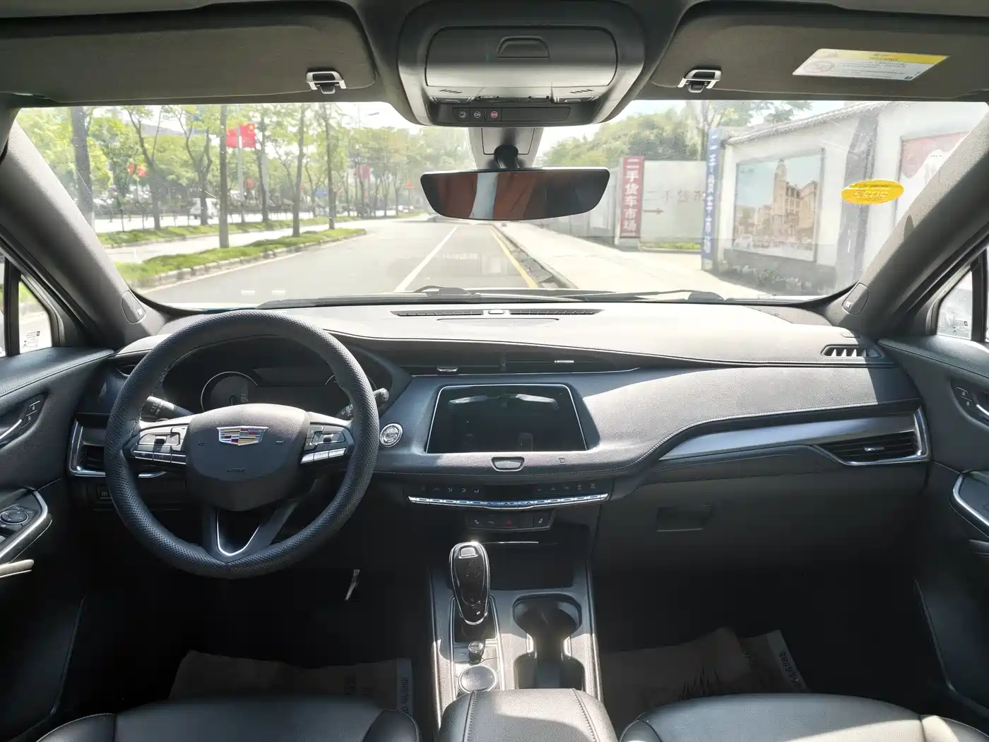 Cadillac XT4 2018 28T FWD Leading Edition фото 14