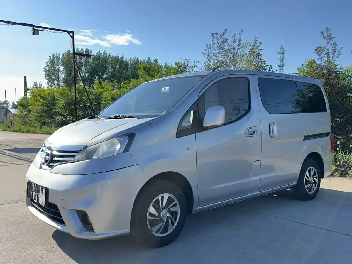 Nissan NV200 2018 2018 1.6L CVT Premium