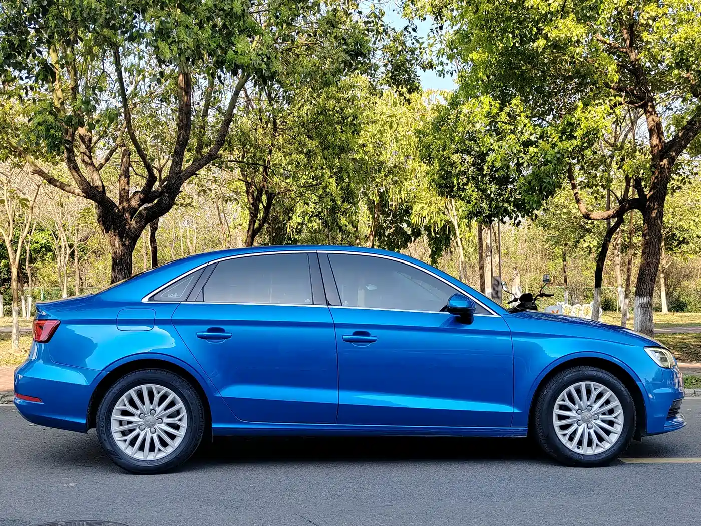 Audi A3 2016 Limousine 35 TFSI Leadership фото 14