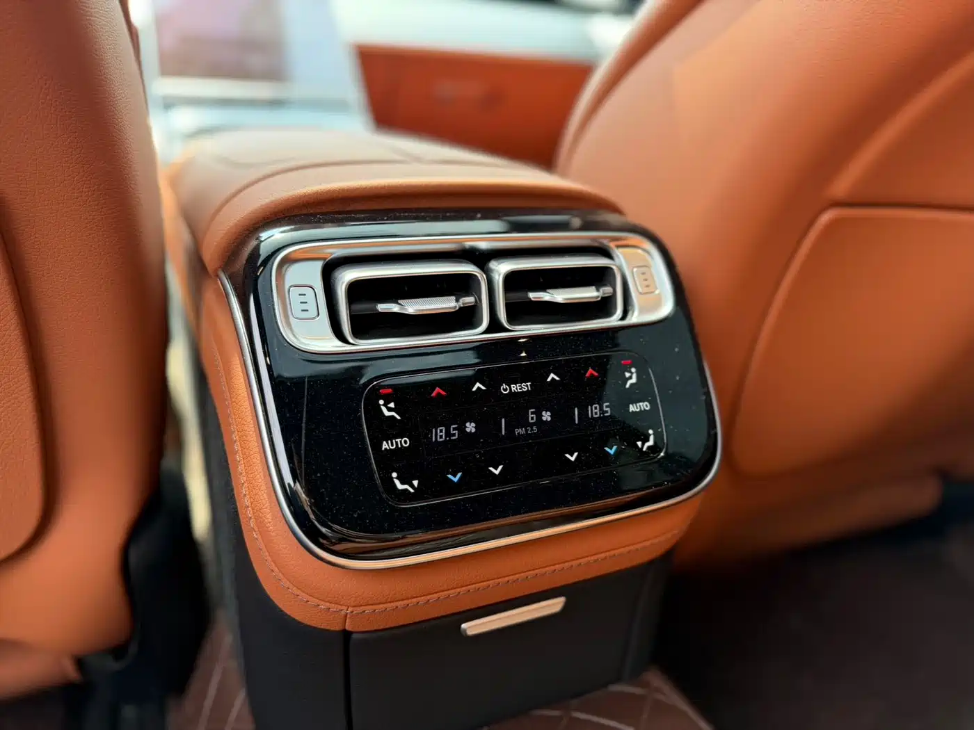 Mercedes-Benz S-Class 2024 S 400 L Business Edition фото 12