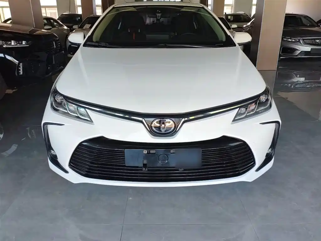 Toyota Corolla 2021 1.2T S-CVT Elite PLUS Edition фото 3