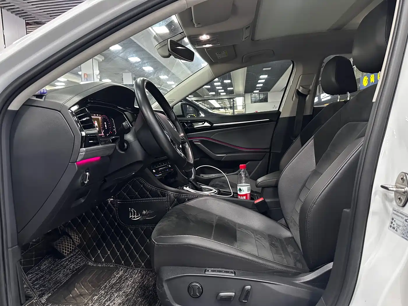 Volkswagen Sagitar 2022 280TSI DSG Excellence Edition фото 6