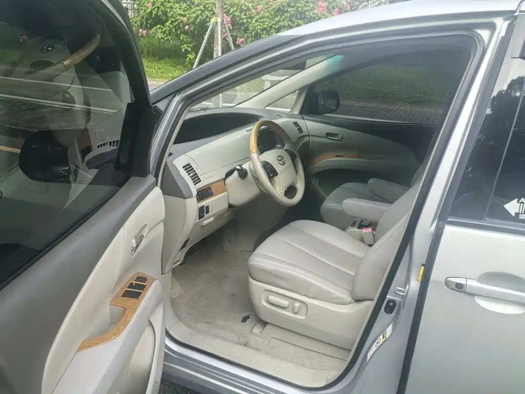 Toyota Previa 2012 2012 2.4L 7-Seater Luxury Edition