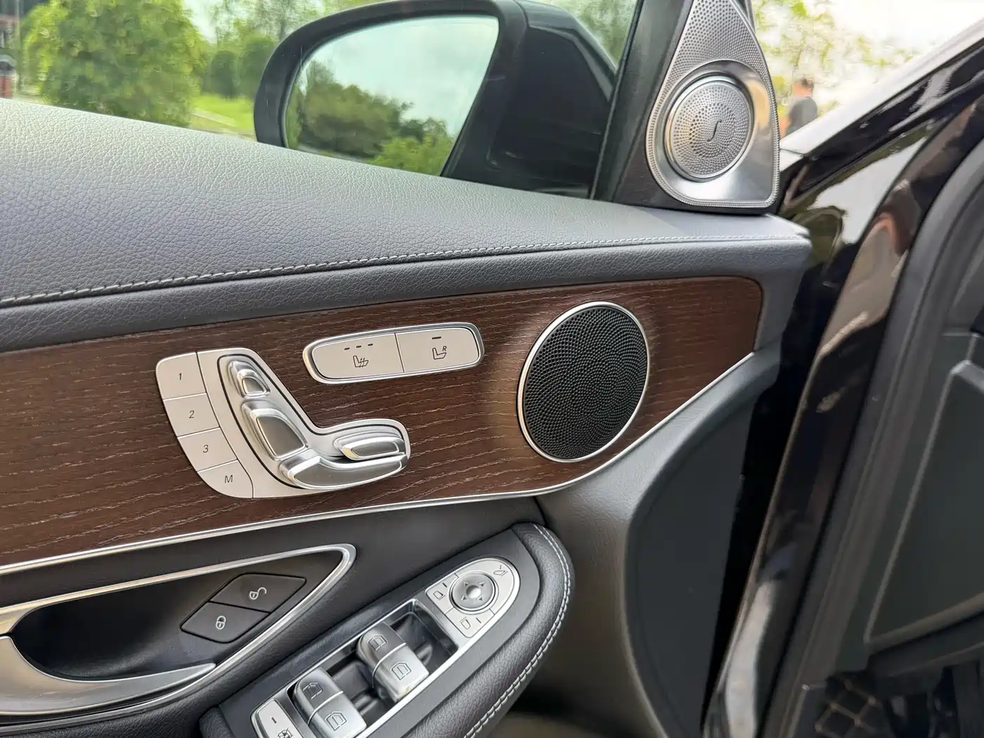 Mercedes-Benz GLC 2022 Model GLC 260 L 4MATIC Luxury Edition фото 9