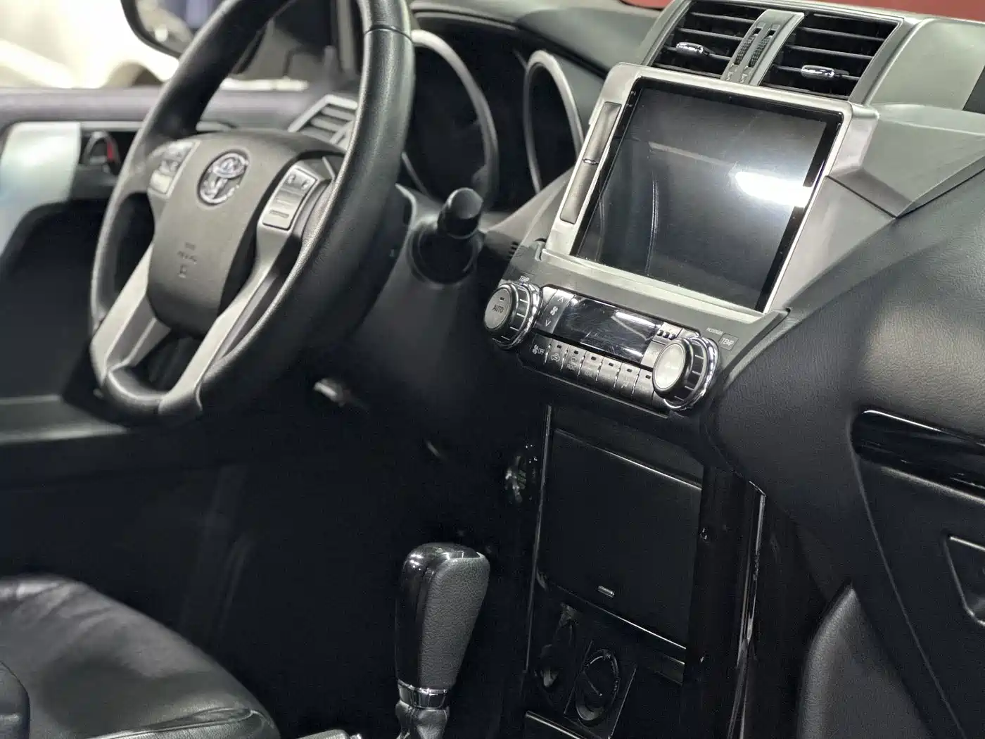 Toyota Prado 2016 2.7L Auto Standard Edition фото 16