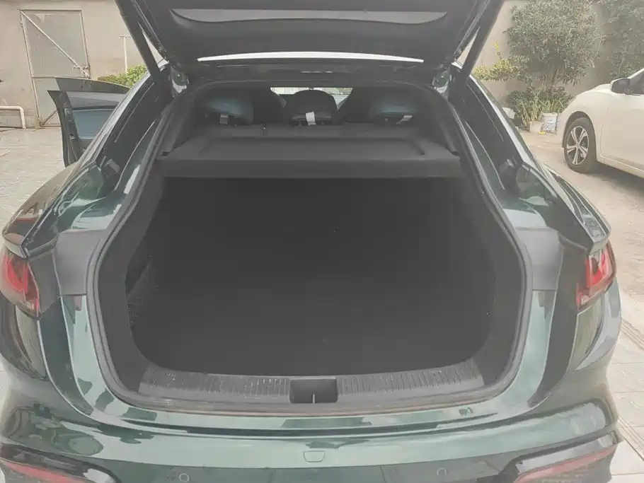 MG MG7 2025 2025 1.5T 300 DCT Elegance Edition