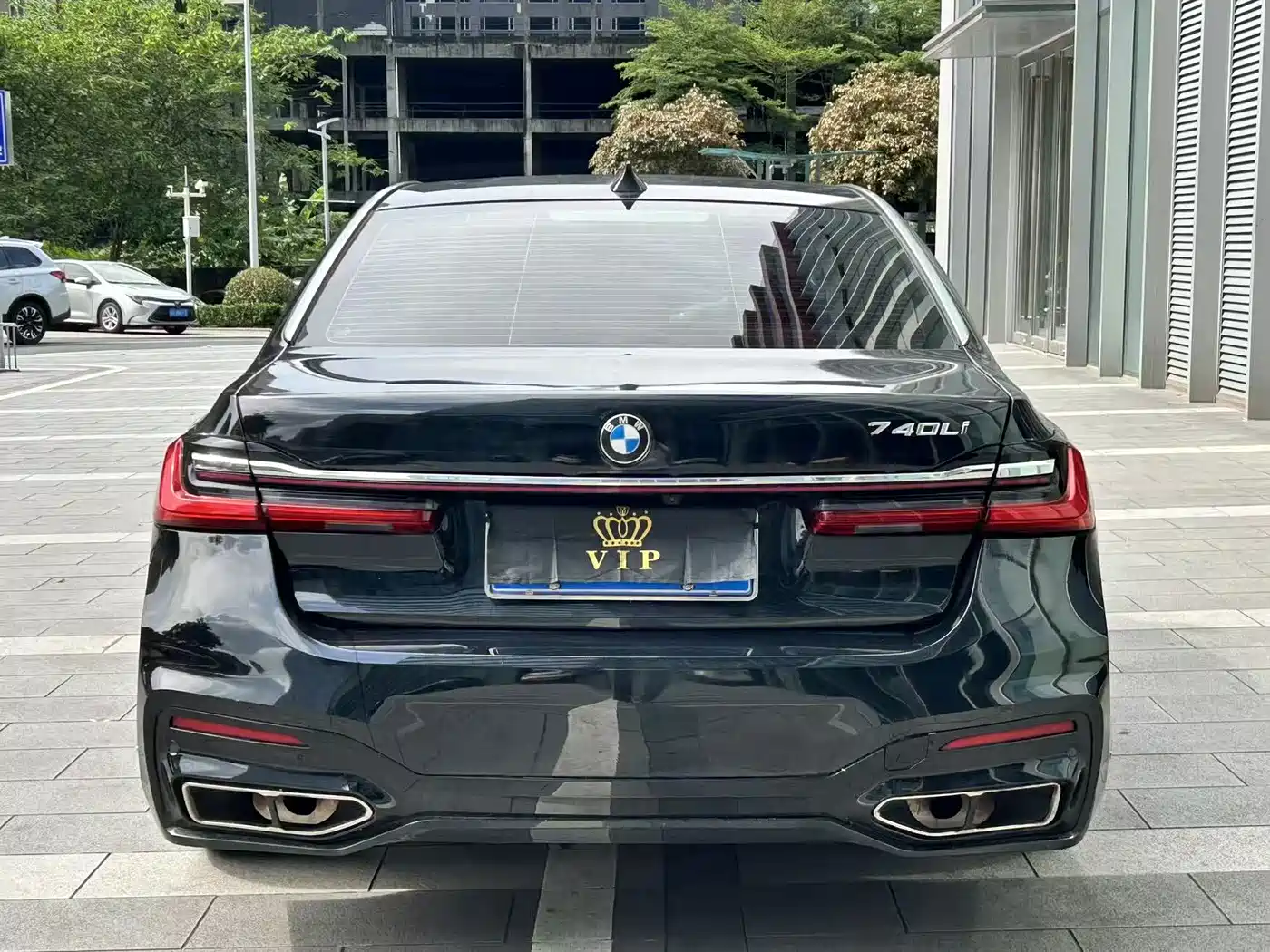BMW 7 Series 2009 740Li Premium фото 5