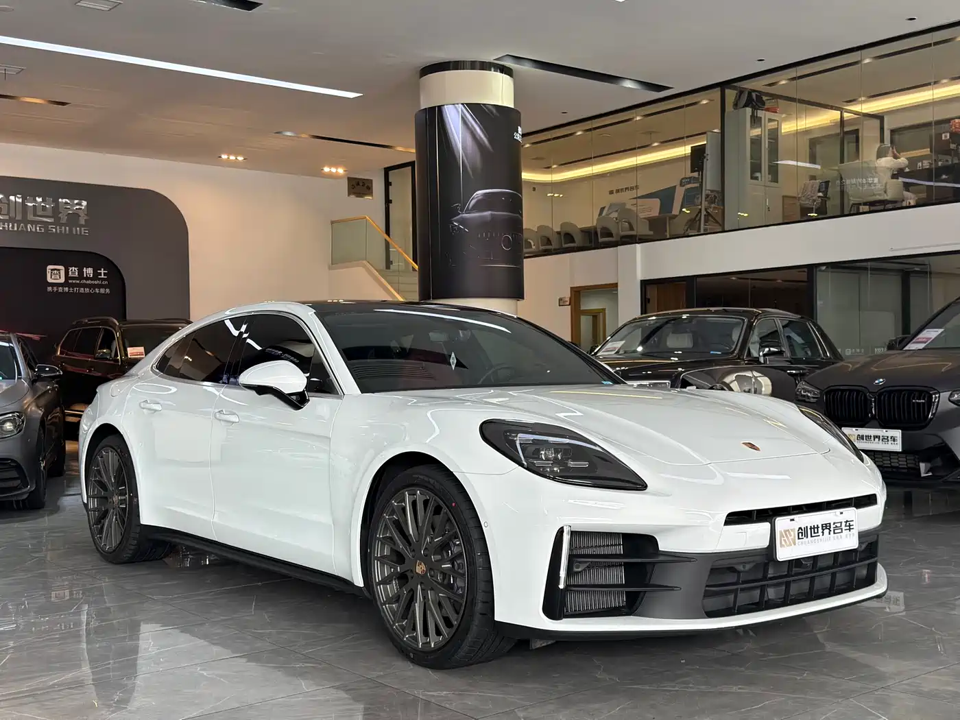 PORSCHE PANAMERA