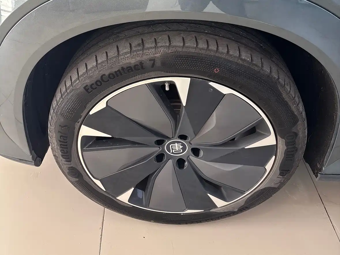 BYD Tang L 2025 DM 175KM Drone Player Edition фото 7