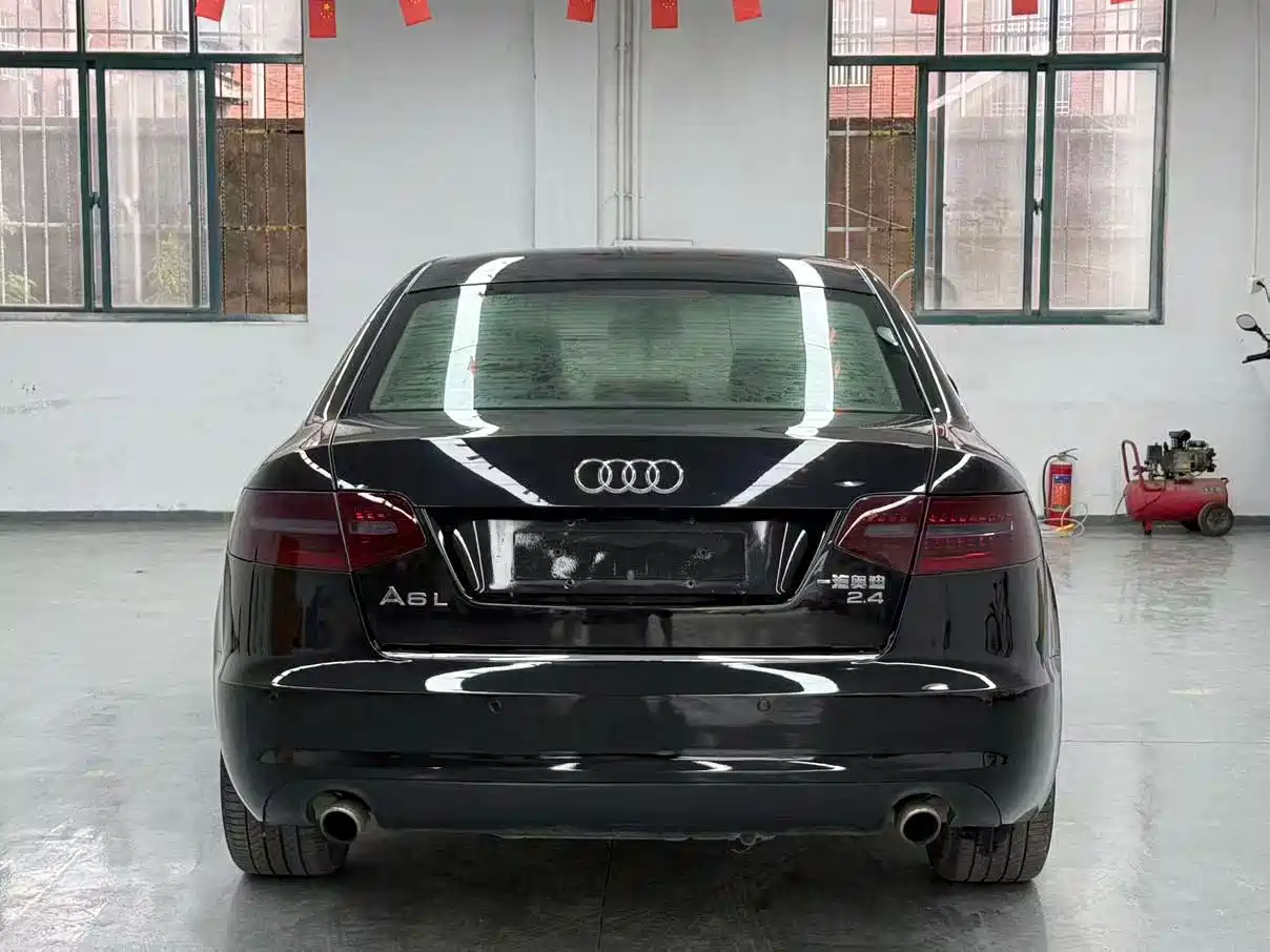 Фото 8 - Audi A6L