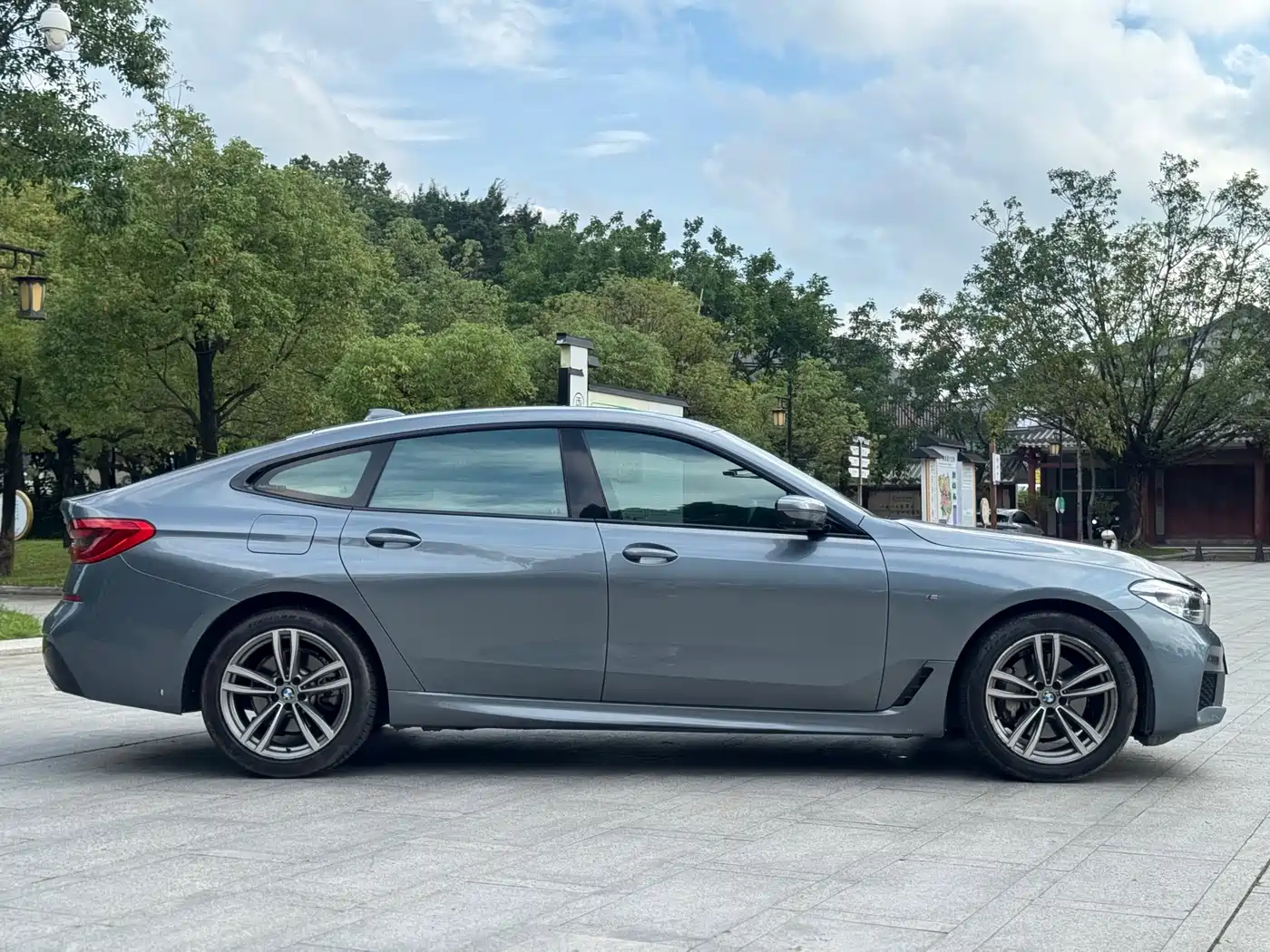 BMW 6 Series GT 2019 630i M Sport Package фото 6