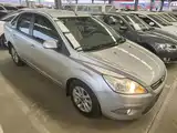 Фото 22 - Ford Focus