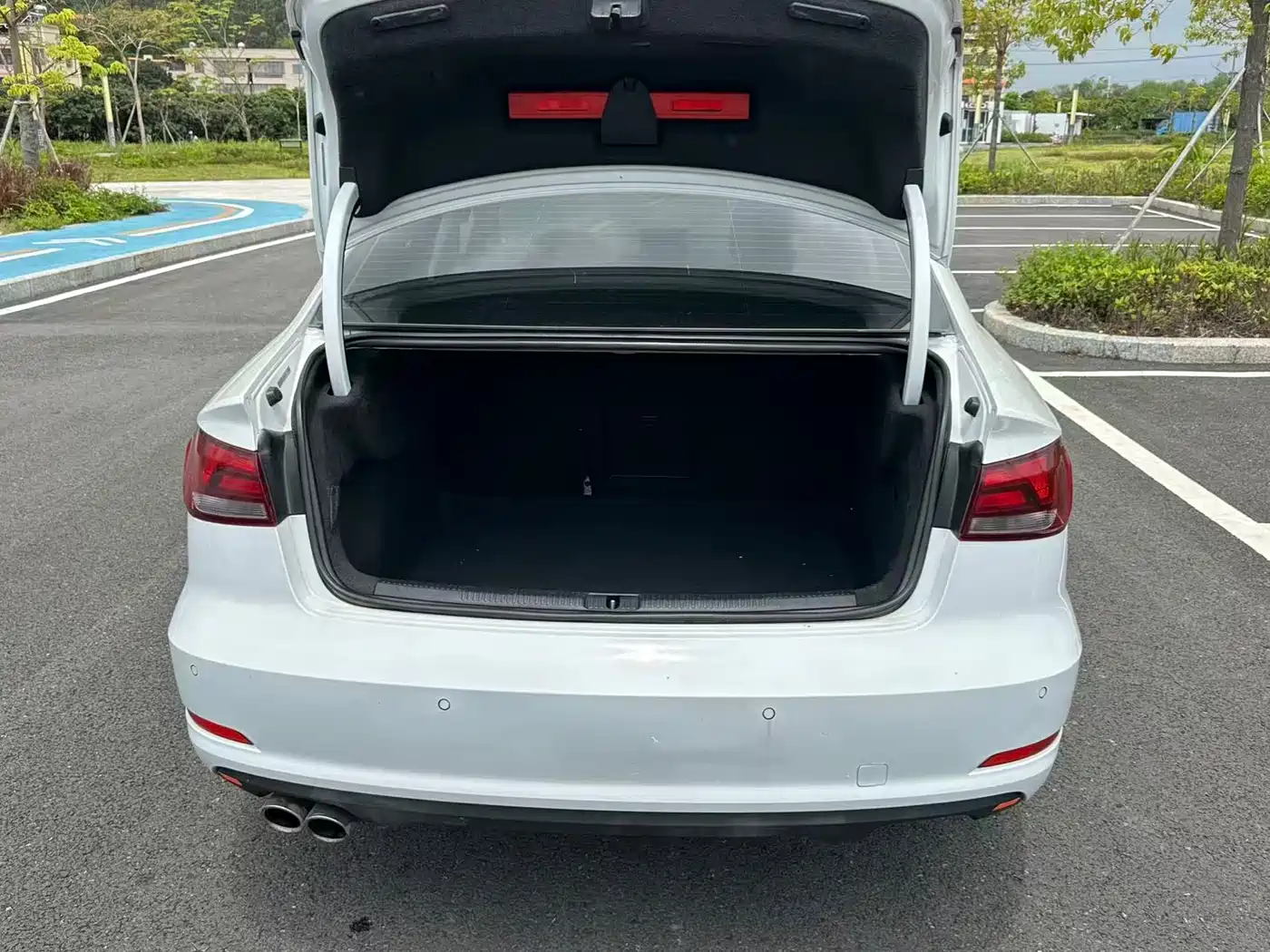 Audi A3 2016 Limousine 35 TFSI Progressive фото 16