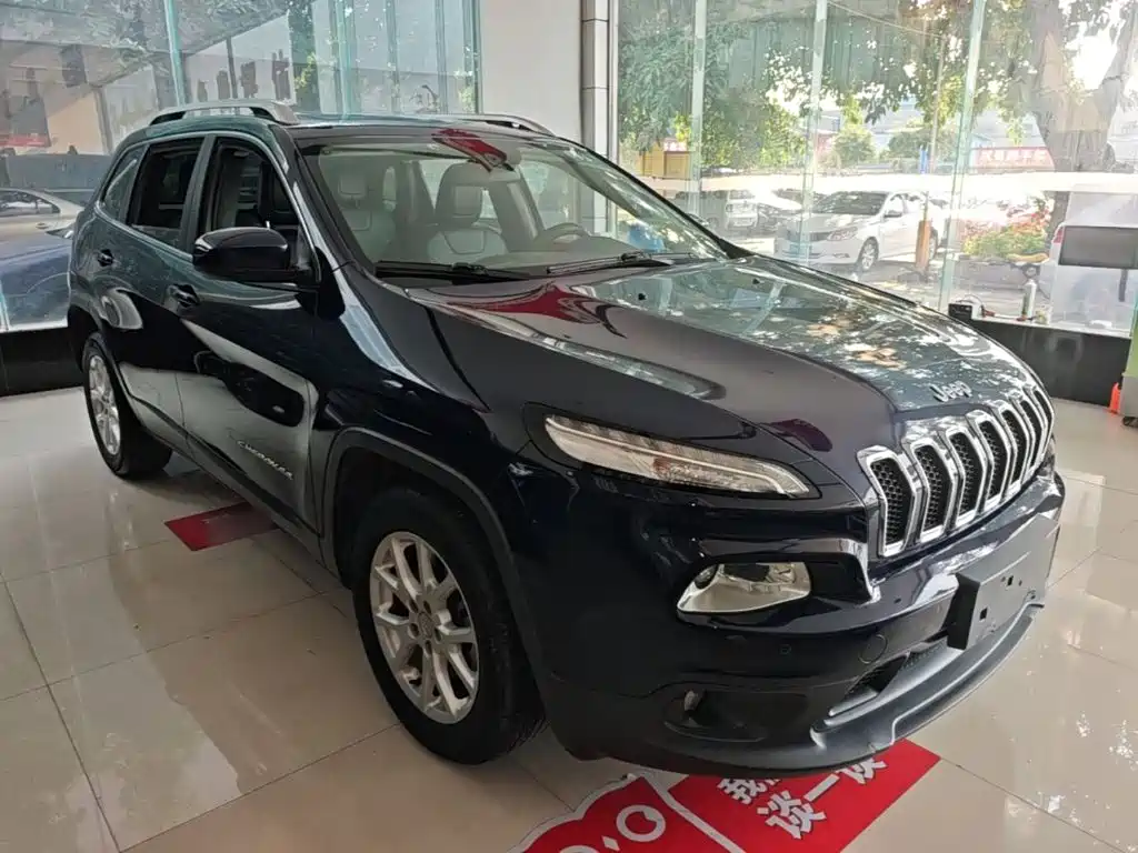 Jeep Cherokee 2016 2016 2.0L Superior Edition