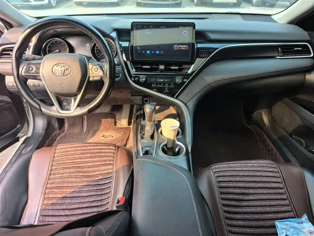 Toyota Camry 2021 2.0G Luxury Edition фото 11