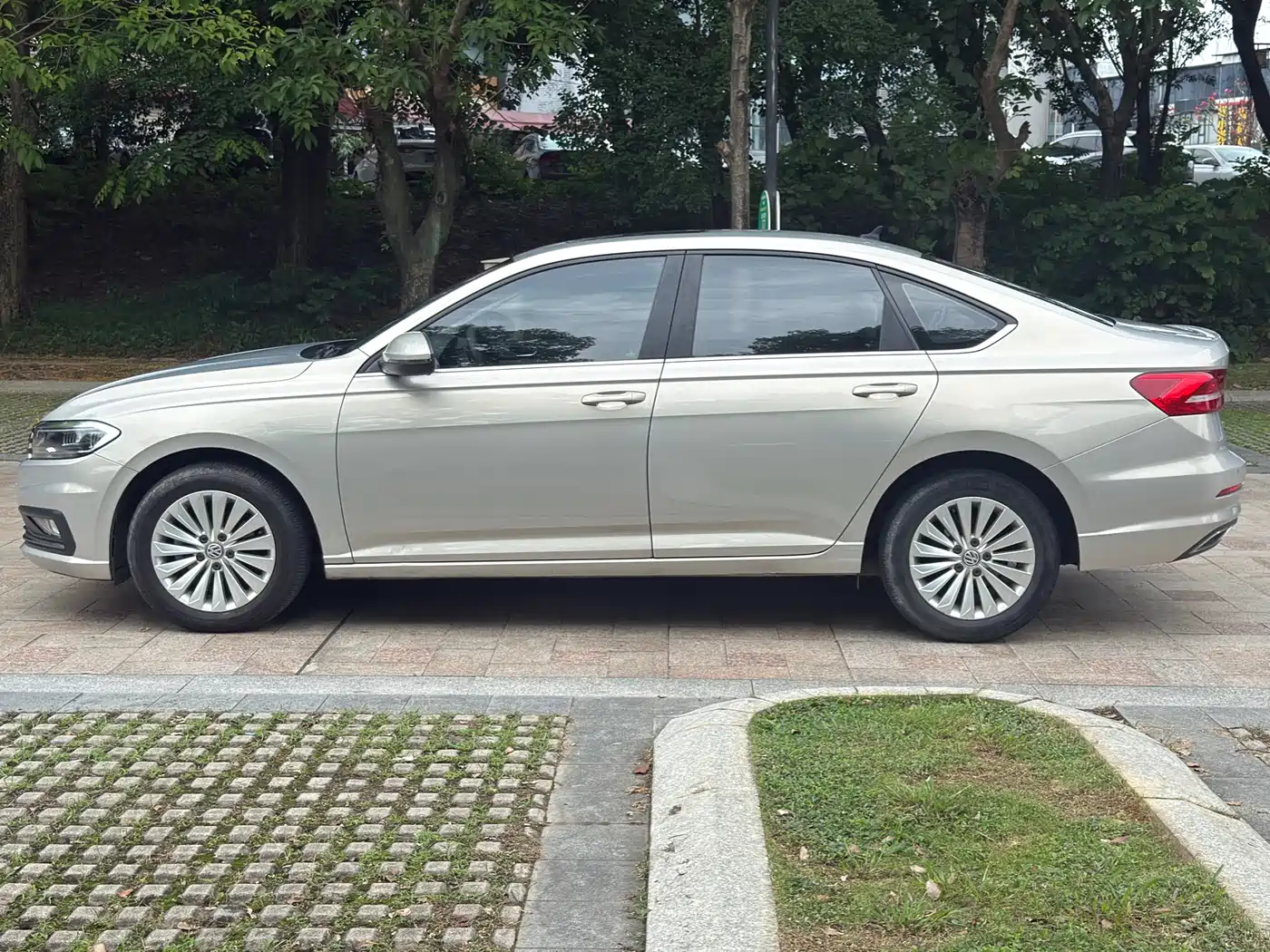 Volkswagen Lavida 2018 1.5L Automatic Comfort Version China V фото 4