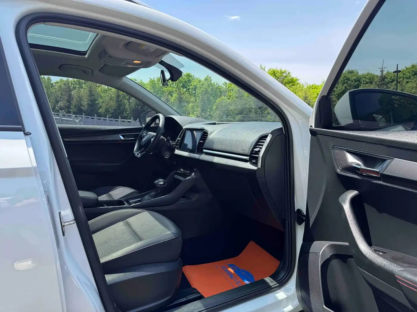 Škoda Karoq 2023 TSI280 Premium Edition фото 10