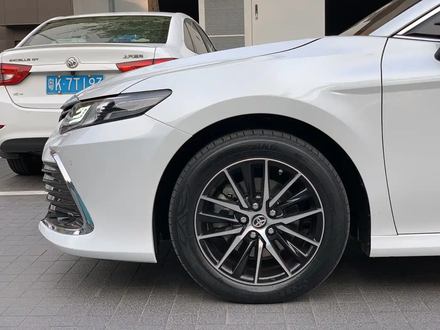 Toyota Camry 2023 2.0G Luxury Edition фото 22