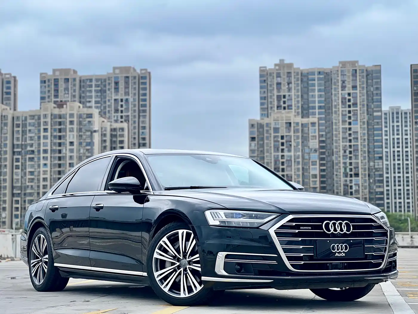 Audi A8 2019 A8L 55 TFSI quattro Premium фото 3