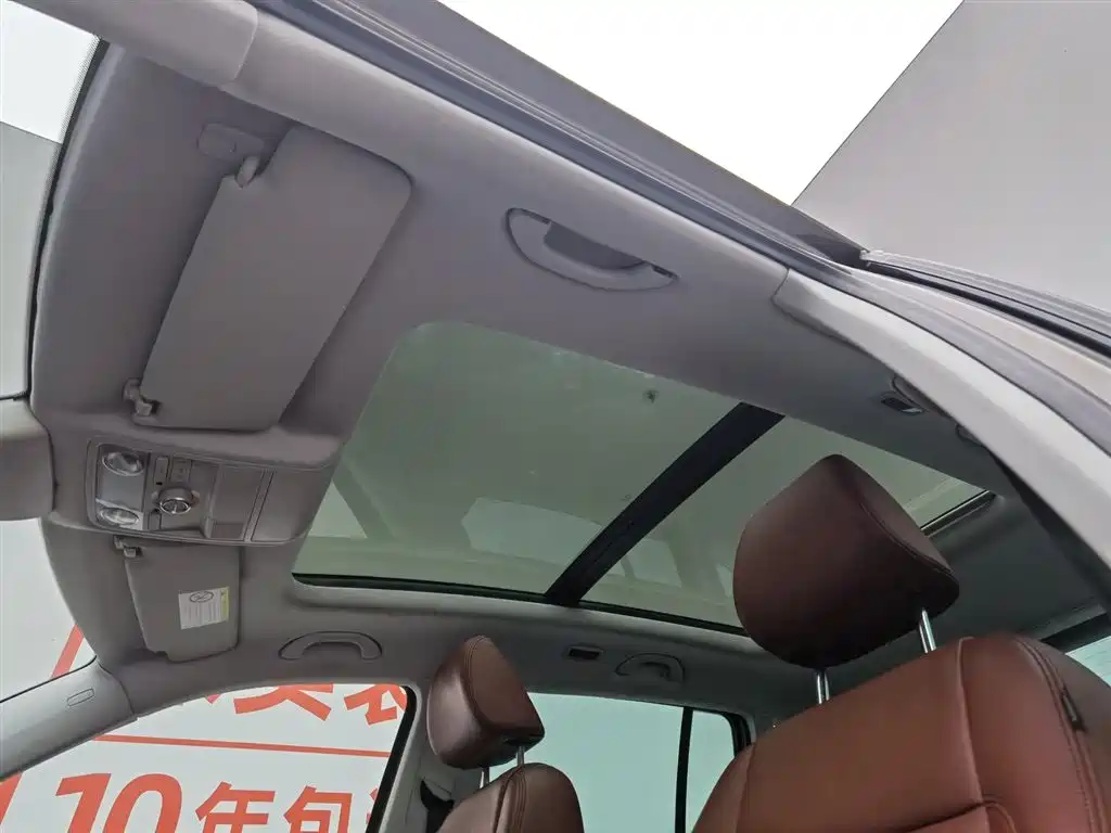 Volkswagen Tiguan 2015 2.0TSI Automatic 4WD Flagship фото 14
