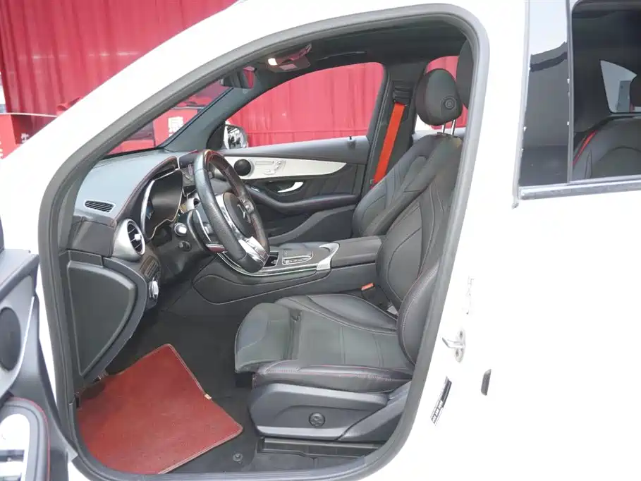 Mercedes-Benz GLC AMG 2022 AMG GLC 43 4MATIC фото 19
