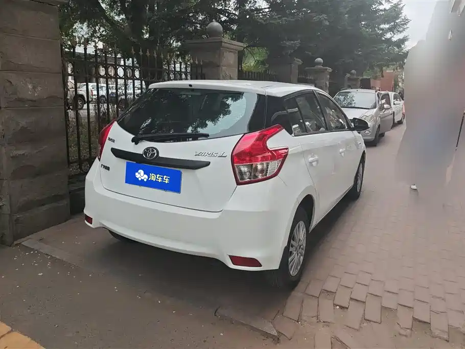 Toyota YARiS L Zhi Xuan 2014 1.3E Manual Charming Edition фото 3