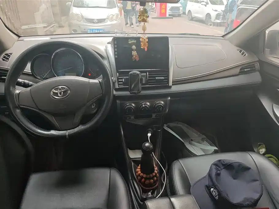 Toyota YARiS L Zhi Xuan 2014 1.3E Manual Charming Edition фото 12