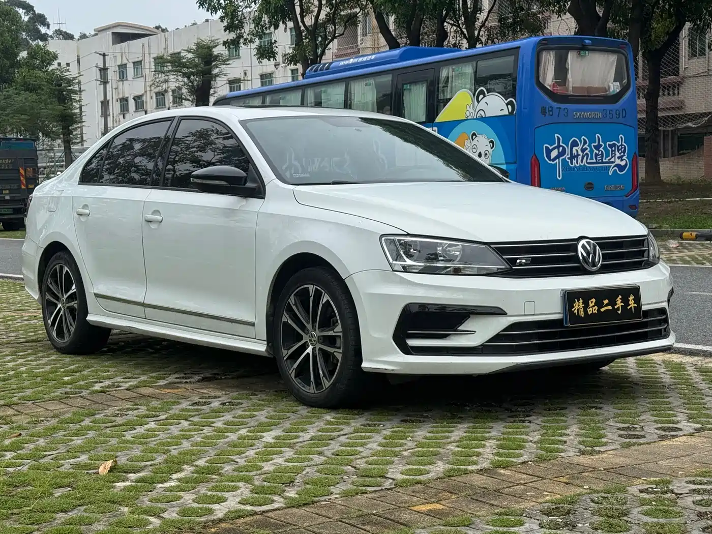 Volkswagen Sagitar 2017 280TSI Automatic R-Line фото 4