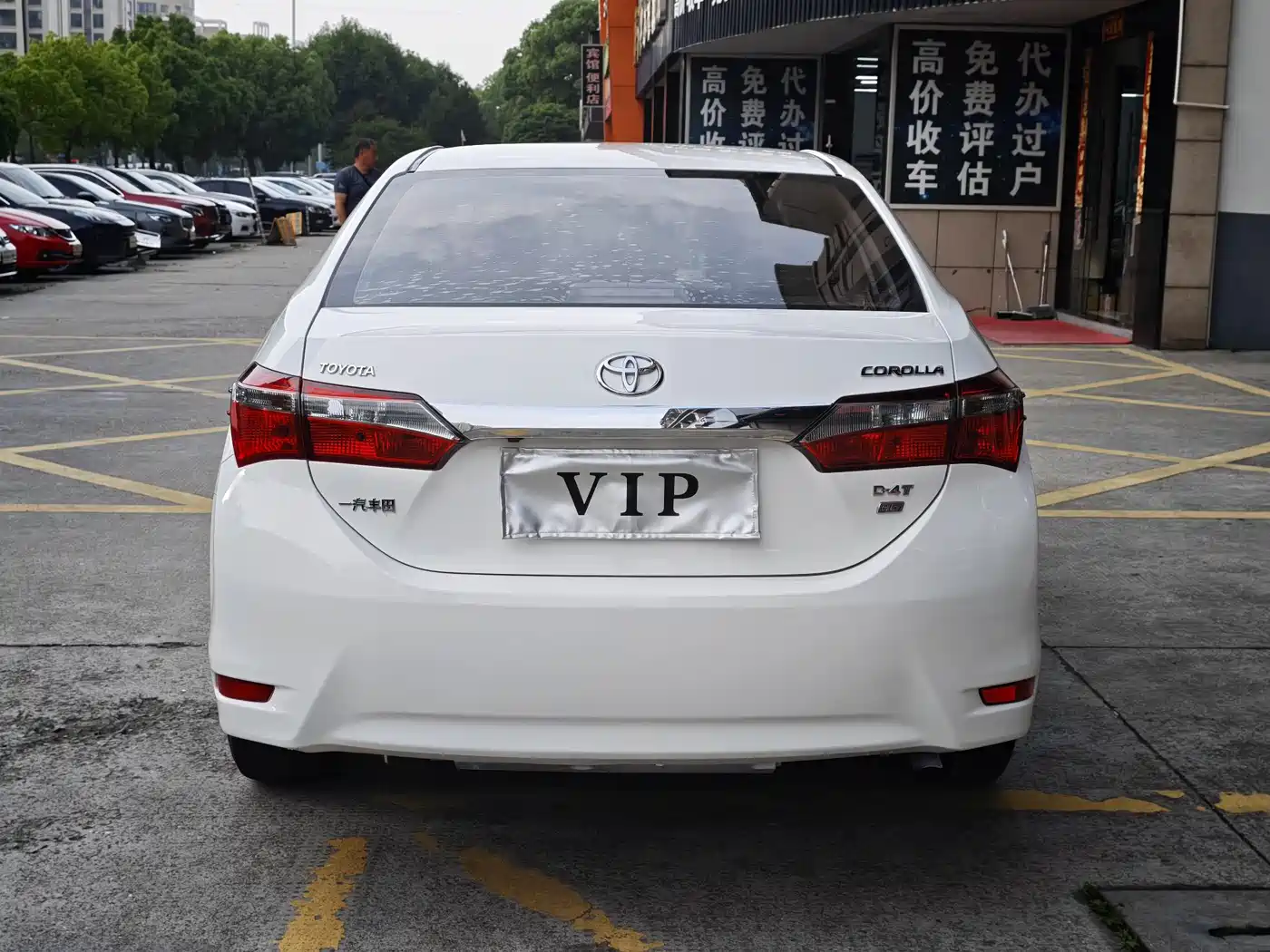 Toyota Corolla 2017 Facelift 1.2T S-CVT GL-i фото 4