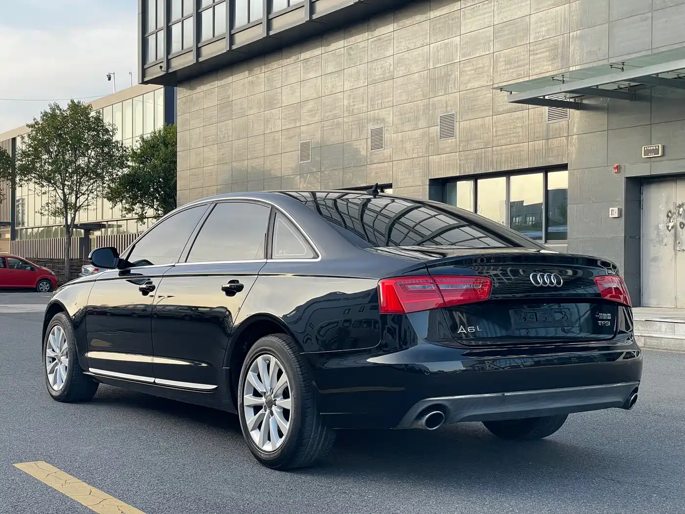 Audi A6L 2012 TFSI Standard фото 15
