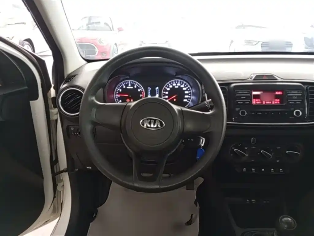 Kia Huan Chi 2017 1.4L Manual Smart Fashion фото 11