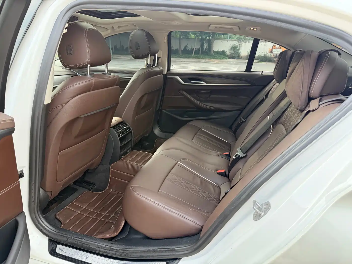 BMW 5 Series New Energy 2020 530Le Range Upgrade Luxury Package фото 7