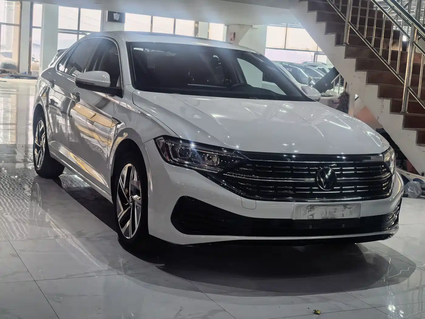 Volkswagen Sagitar 2022 280TSI DSG Surpassing Edition фото 3