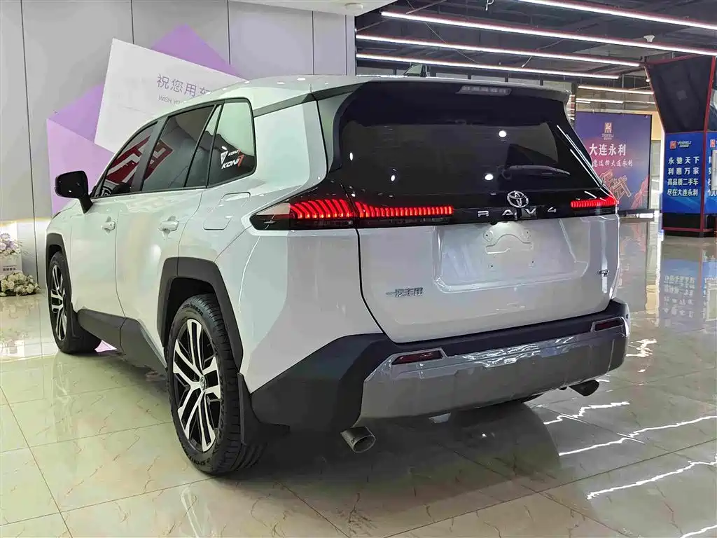 2026 Toyota RAV4 Rongfang