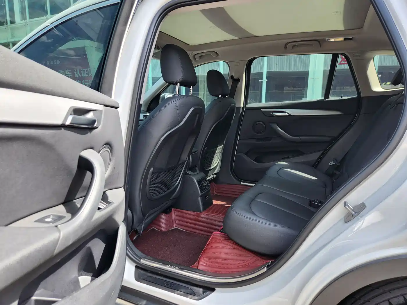 BMW X1 2019 sDrive18Li Fashion Model фото 27