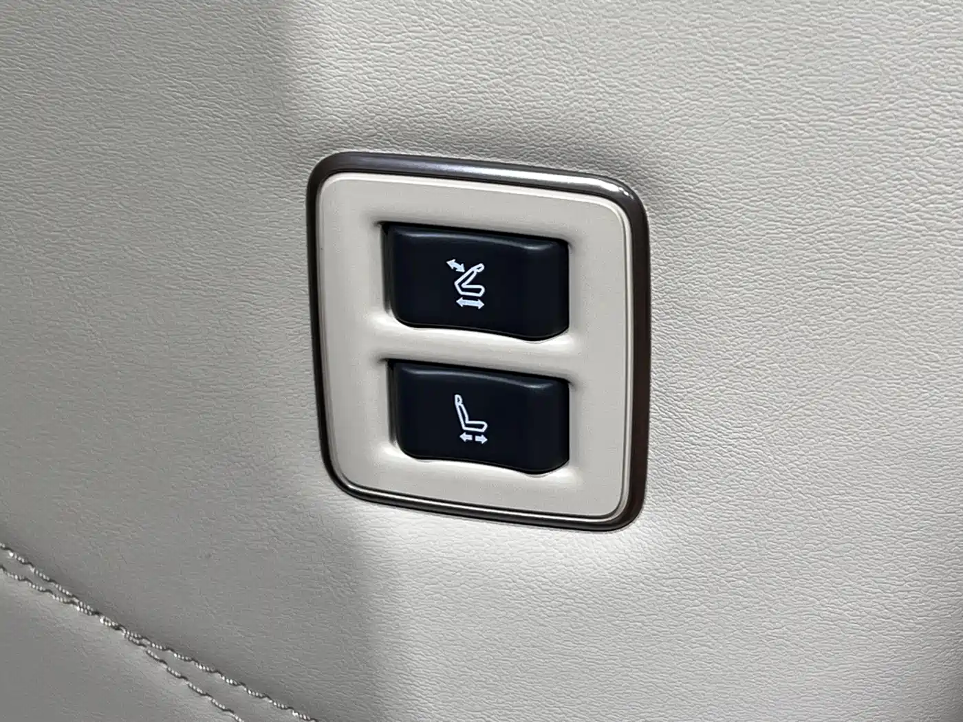 Toyota Alphard 2025 2024 Hybrid 2.5L Ultimate Enjoyment Edition