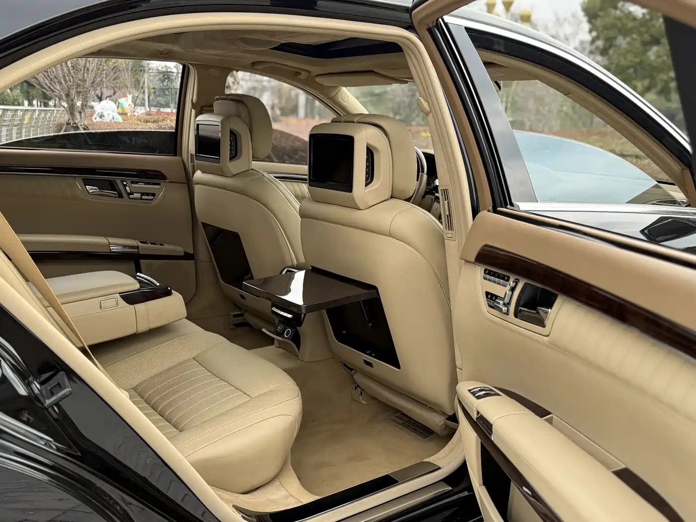 Mercedes-Benz S-Class 2010 2010 S 600 L