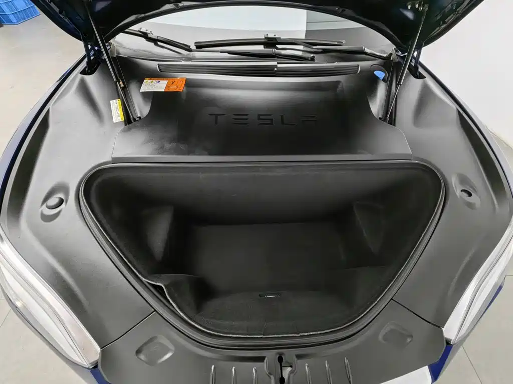 Фото 6 - Tesla Model S