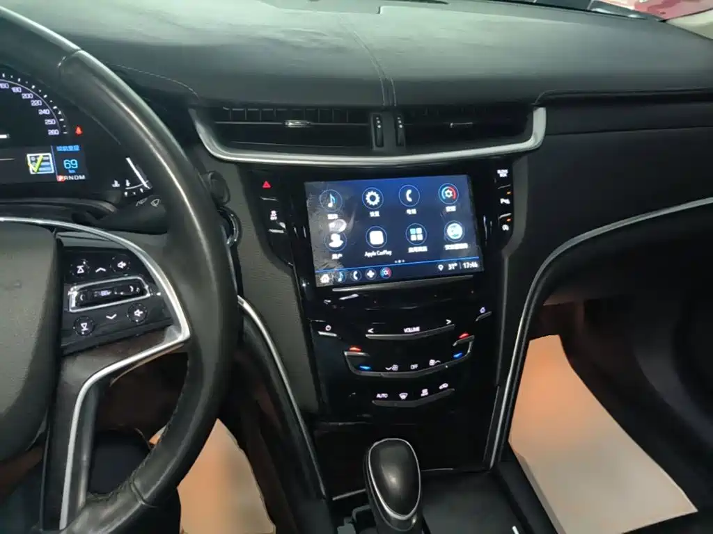 Фото 10 - Cadillac XTS