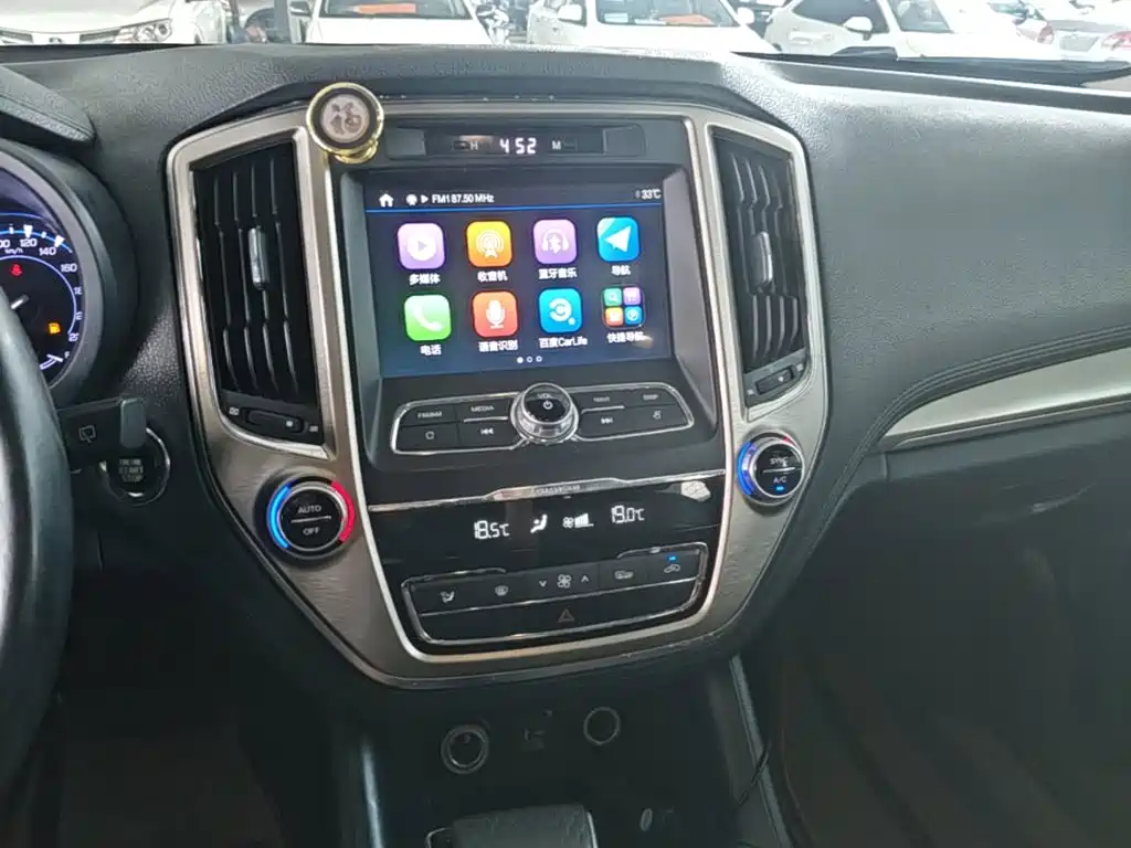 Changan CS95 2017 2017 2.0T FWD Zhitu Edition