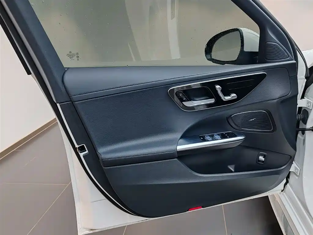 Mercedes-Benz C-Class 2024 C 260 L Sport фото 10