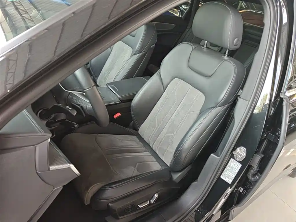 Audi A6L 2024 45 TFSI Premium Dynamic фото 15