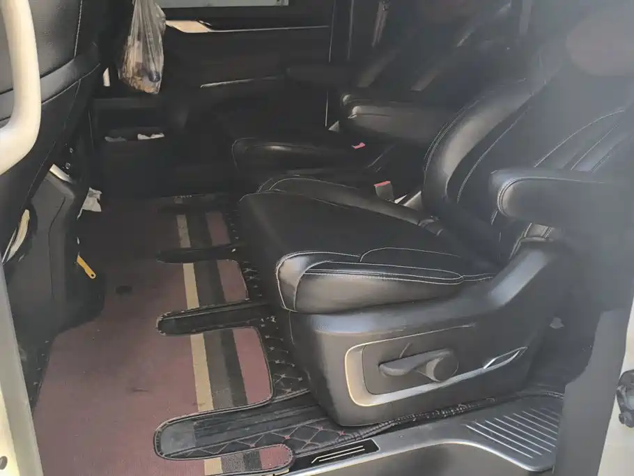 SAIC Maxus Maxus G20 2020 2019 Launch Edition 2.0T Auto Luxury China V