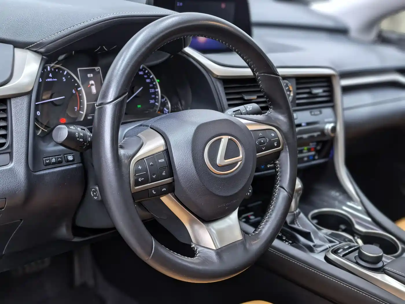 Lexus RX 2016 300 2WD Elite Edition China VI фото 15