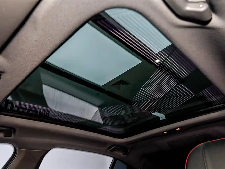 BMW 5 Series 2025 530Li Premium M Sport Package фото 18
