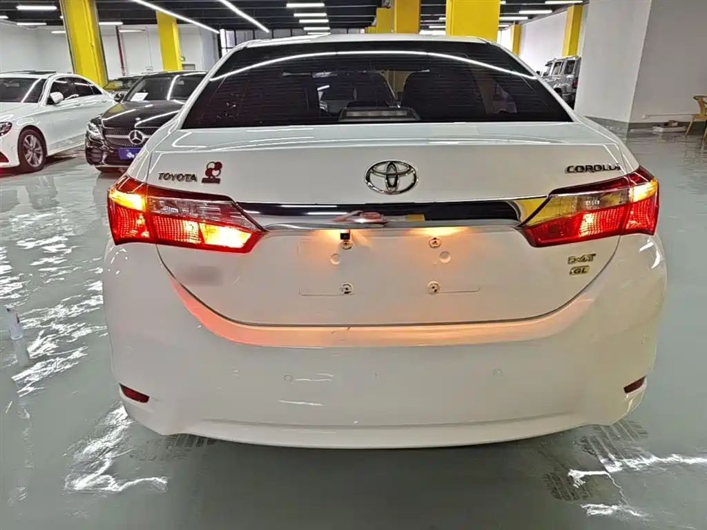 Toyota Corolla 2018 1.2T S-CVT GL Smart Edition фото 6