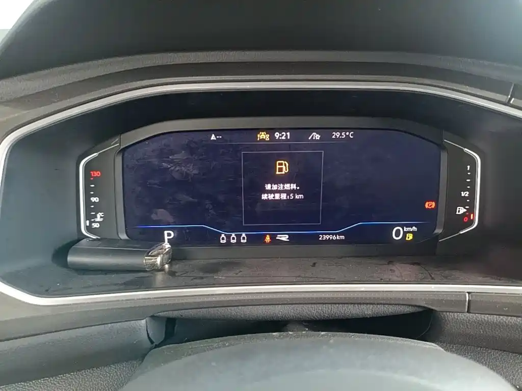 Volkswagen T-ROC 2025 2025 300TSI DSG 2WD Dawn Edition