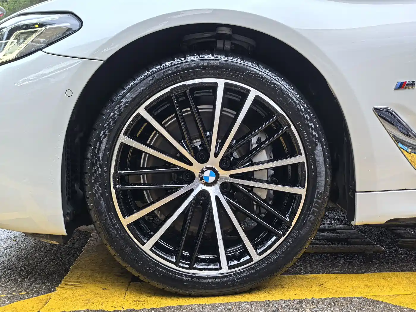BMW 5 Series 2022 Facelift 530Li Leading M Sport Package фото 16