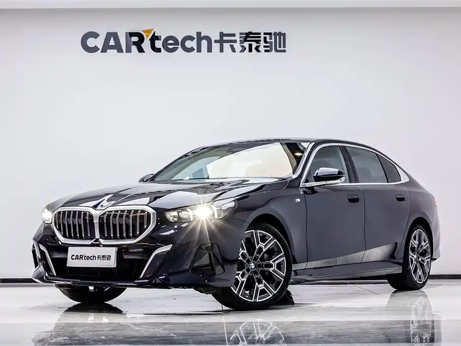 BMW 5 Series 2025 530Li Premium M Sport Package